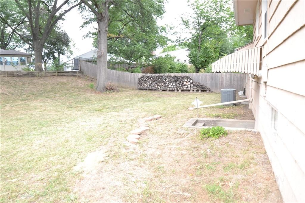 4608 N Agnes Avenue — photo 39