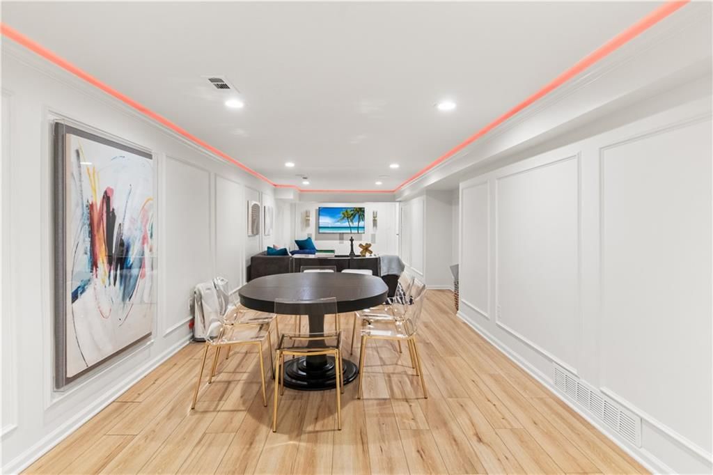 1236 W 57th Street — photo 30
