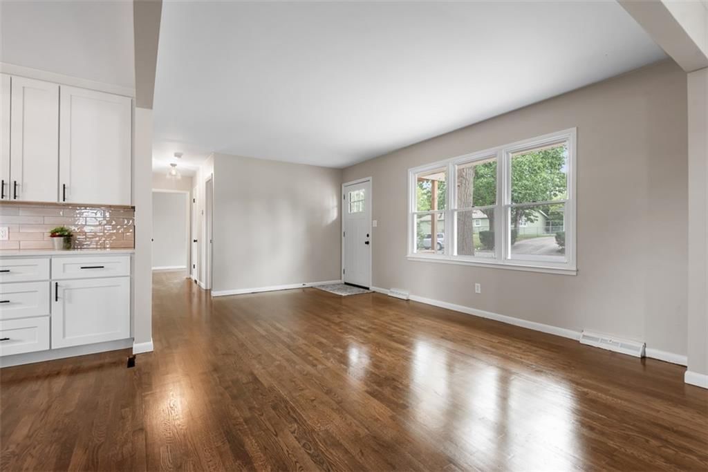 1519 Delaware Street — photo 5