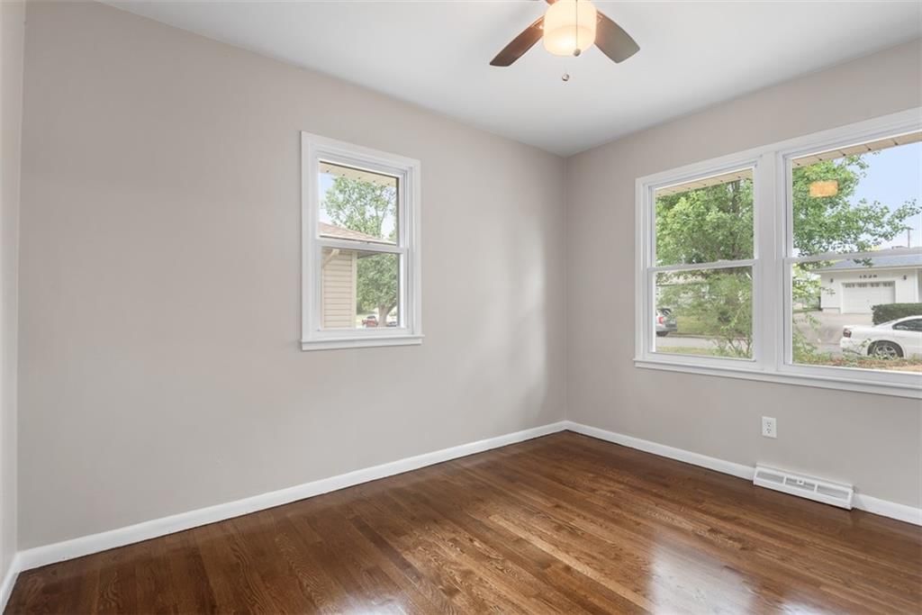 1519 Delaware Street — photo 14