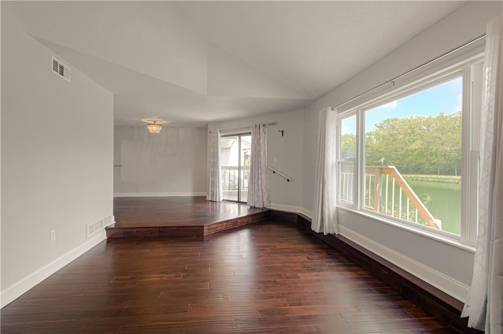 12225 Charlotte Street — photo 11
