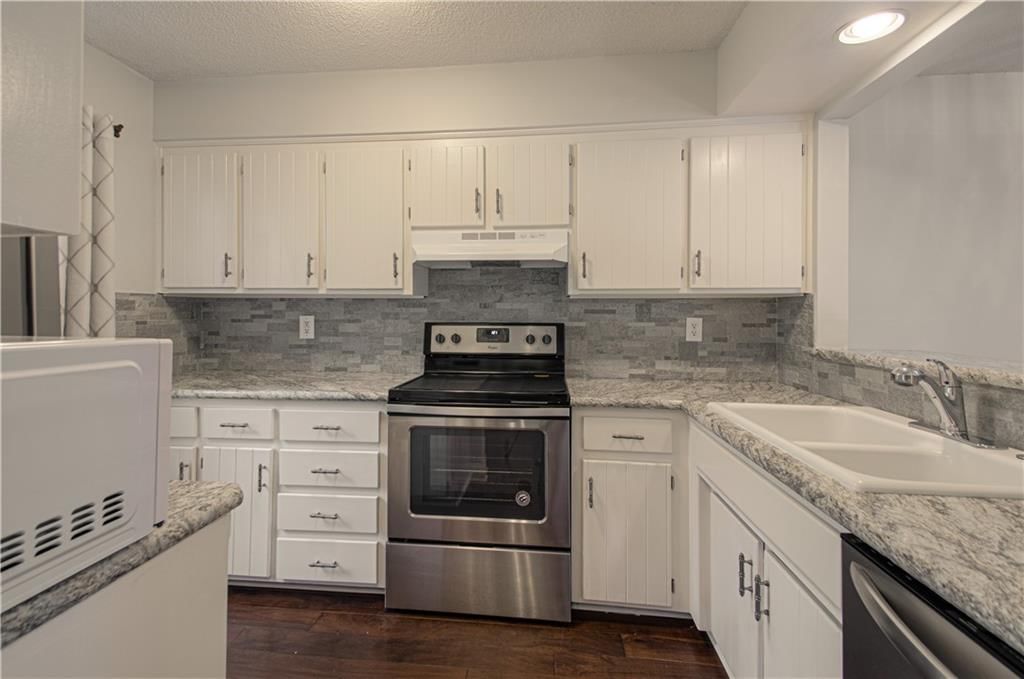 12225 Charlotte Street — photo 14