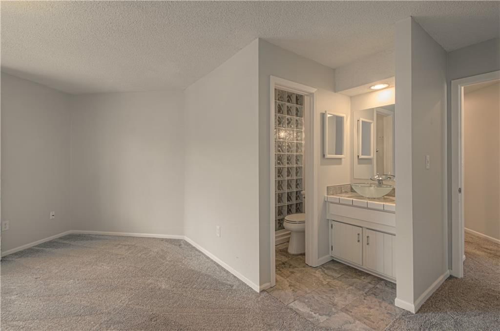12225 Charlotte Street — photo 23