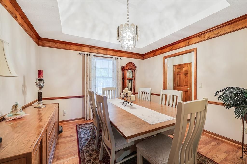 904 NW Oakridge Drive — photo 4