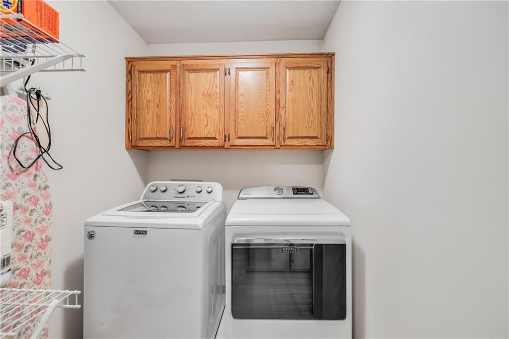 904 NW Oakridge Drive — photo 15