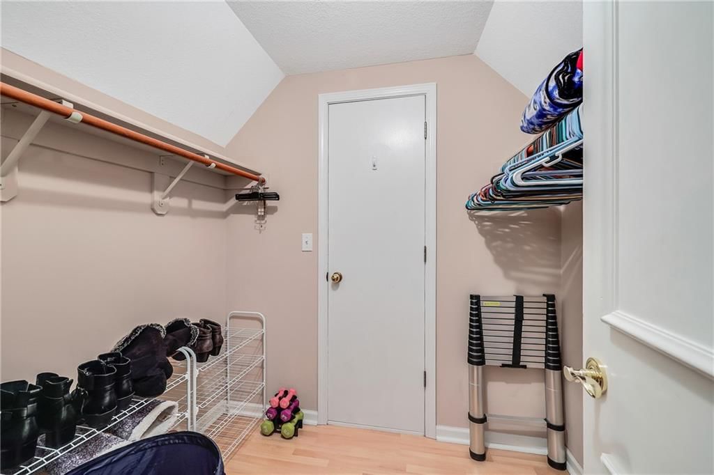 904 NW Oakridge Drive — photo 23
