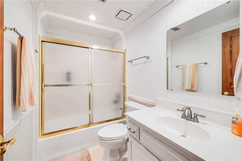 904 NW Oakridge Drive — photo 24