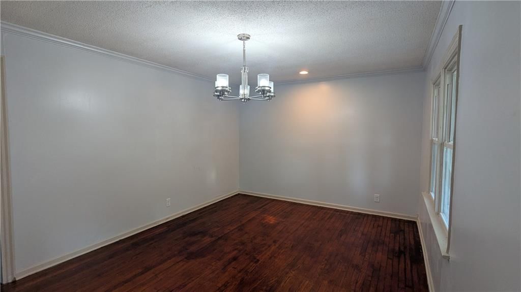 5638 S Benton Avenue — photo 4