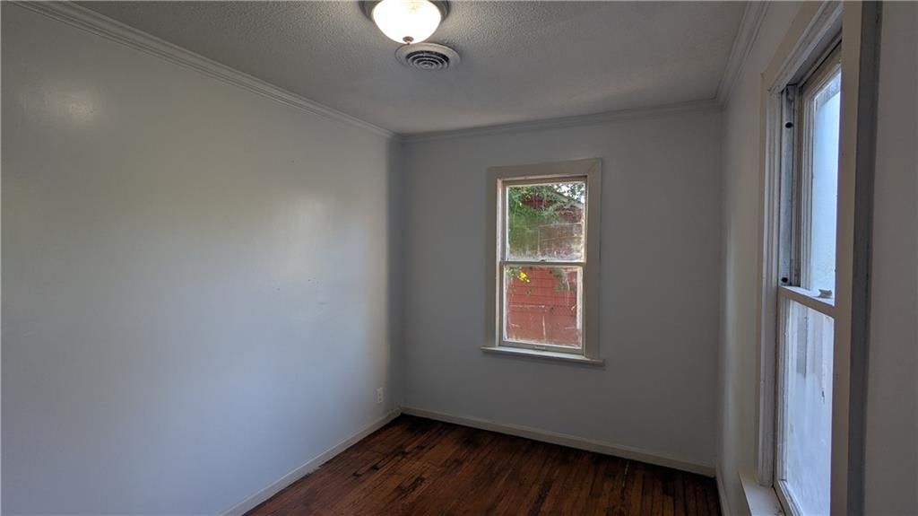 5638 S Benton Avenue — photo 19
