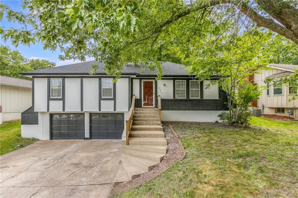 2972 Iva Drive — photo 1