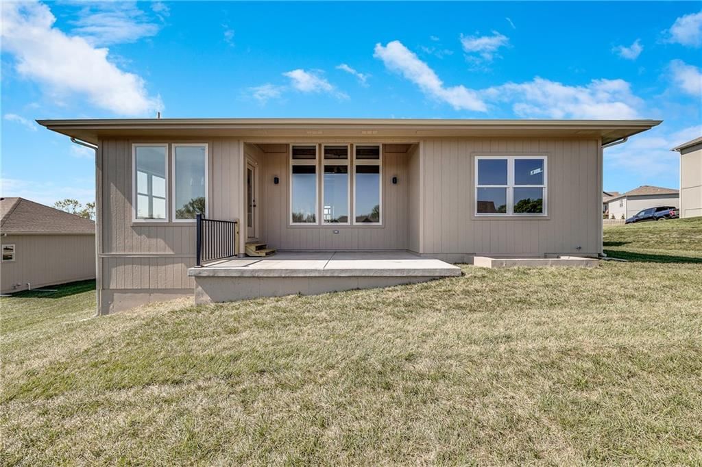1202 Morgan Drive — photo 4