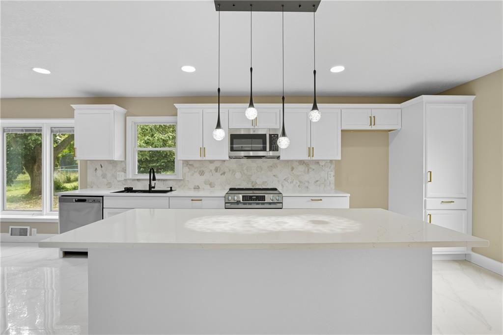 10528 Wenzel Avenue — photo 11