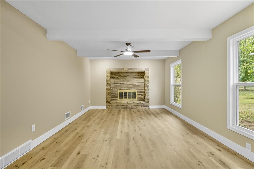10528 Wenzel Avenue — photo 15