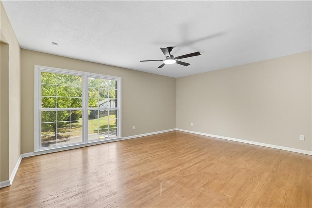 10528 Wenzel Avenue — photo 28
