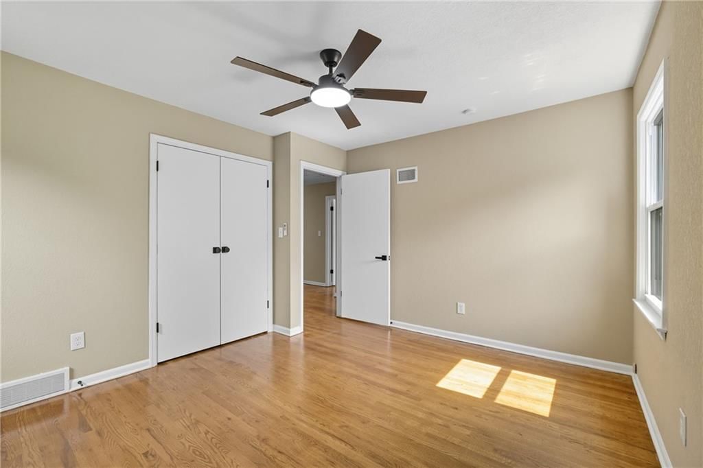 10528 Wenzel Avenue — photo 34