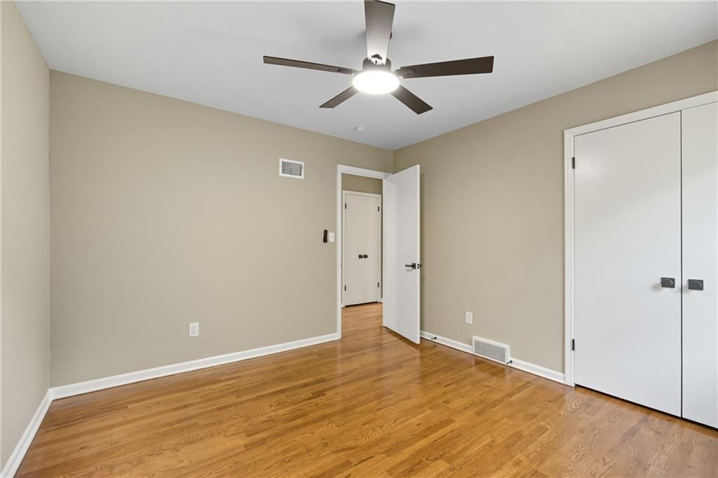 10528 Wenzel Avenue — photo 35
