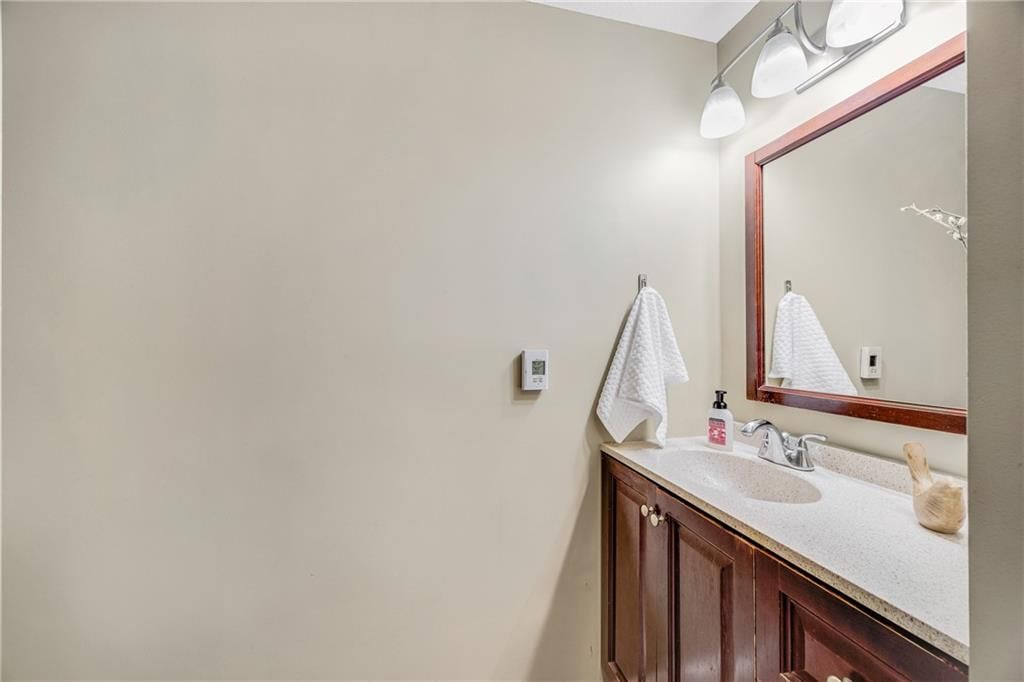 1000 SW Lakeview Boulevard — photo 32