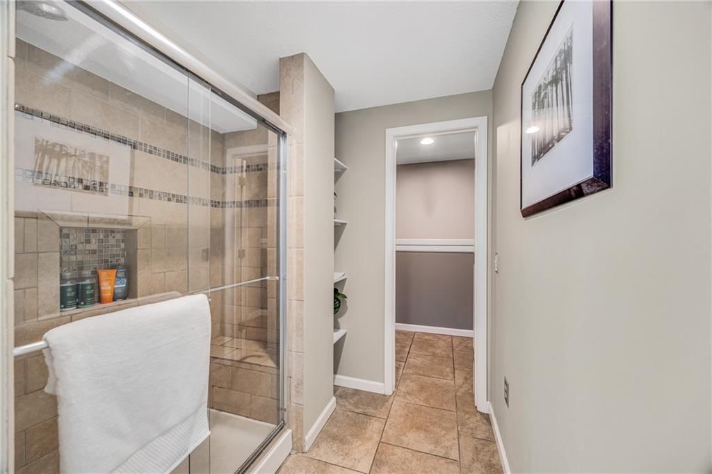 1000 SW Lakeview Boulevard — photo 33