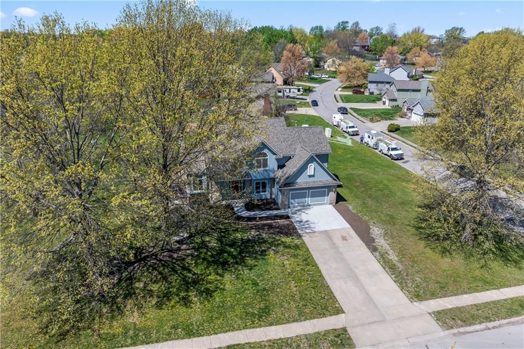 1010 SW Cross Creek Drive — photo 4