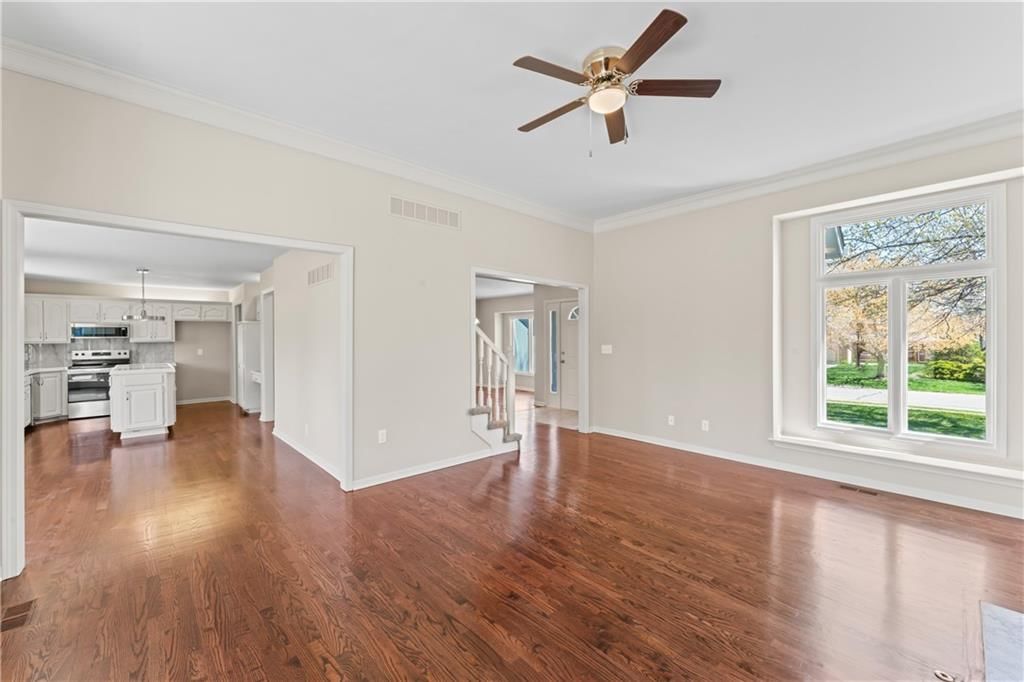 1010 SW Cross Creek Drive — photo 8