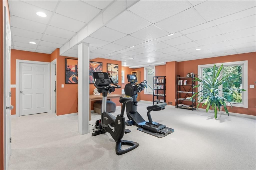 308 NW Briarcliff Circle — photo 31