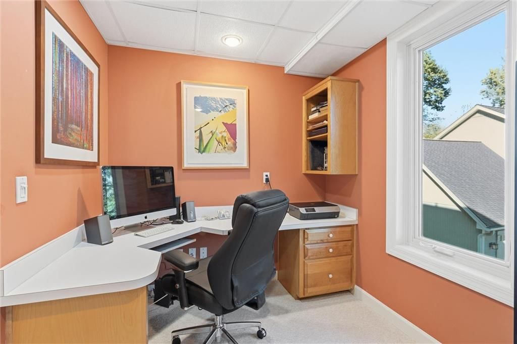 308 NW Briarcliff Circle — photo 34