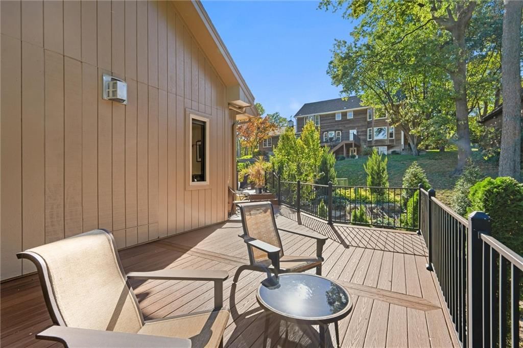 308 NW Briarcliff Circle — photo 38
