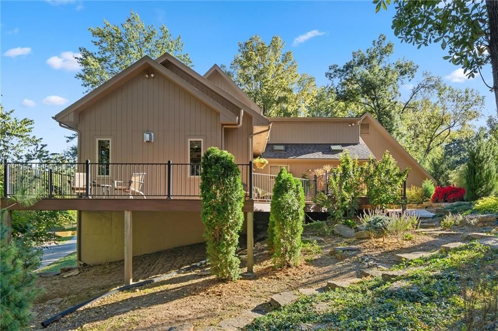 308 NW Briarcliff Circle — photo 40