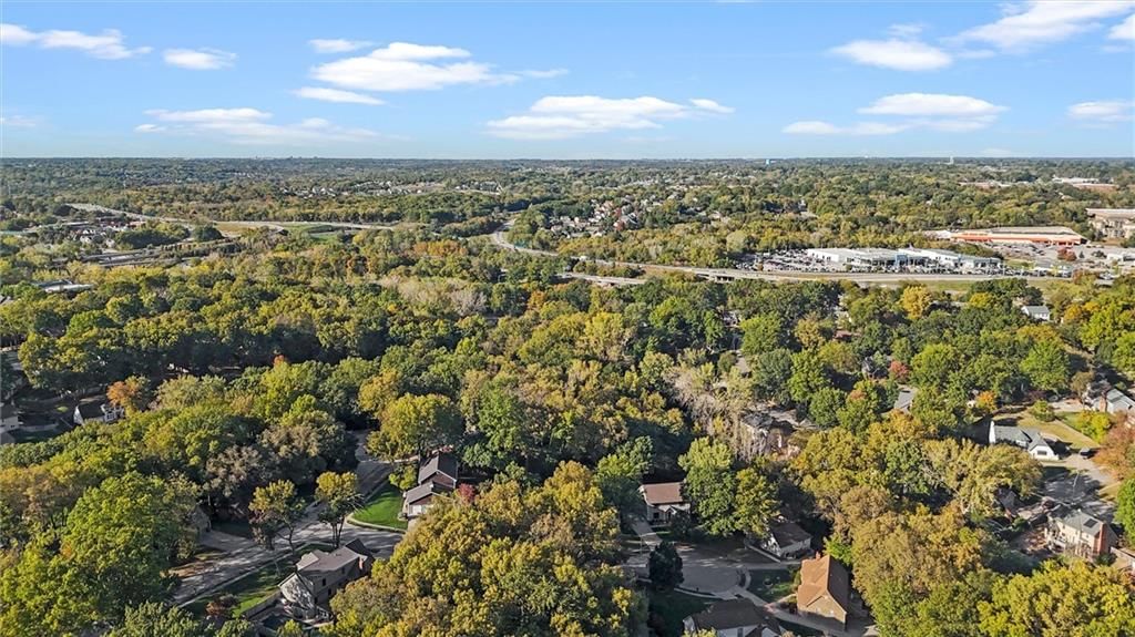 308 NW Briarcliff Circle — photo 43