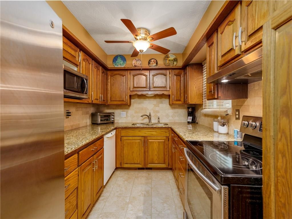 3232 S Queen Ridge Drive — photo 4