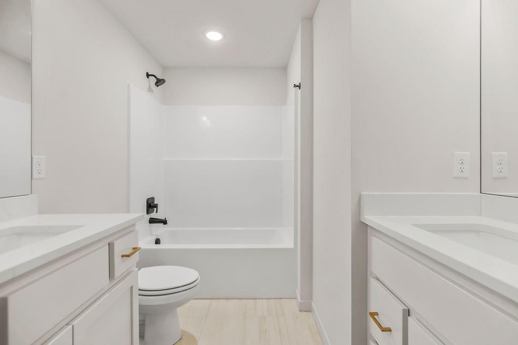 16642 S Hall Street — photo 28