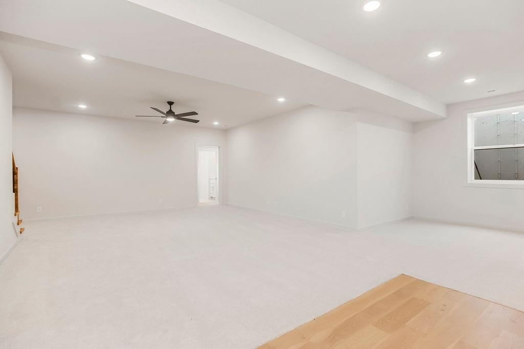 16642 S Hall Street — photo 33