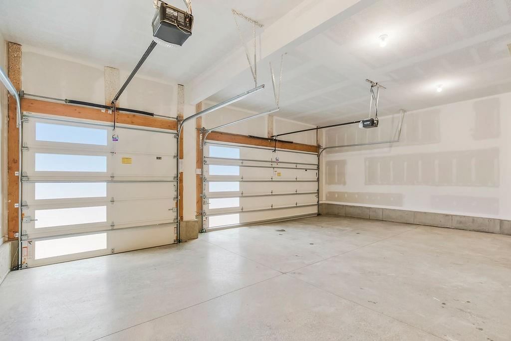 16642 S Hall Street — photo 34