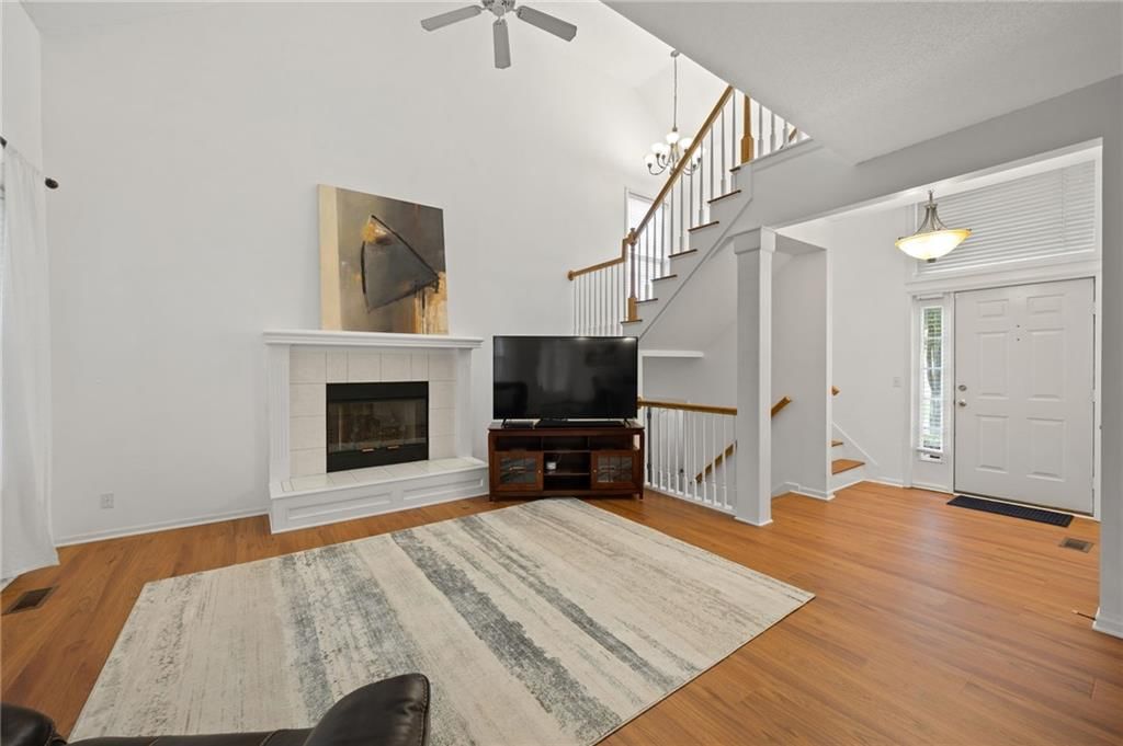 13611 W 129TH Terrace — photo 8