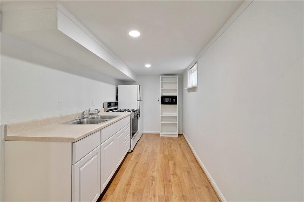 1010 E 22nd Avenue — photo 27