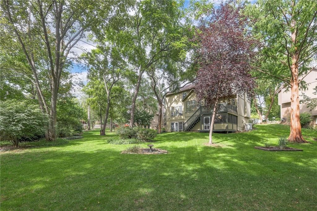 13903 W 71st Place — photo 2