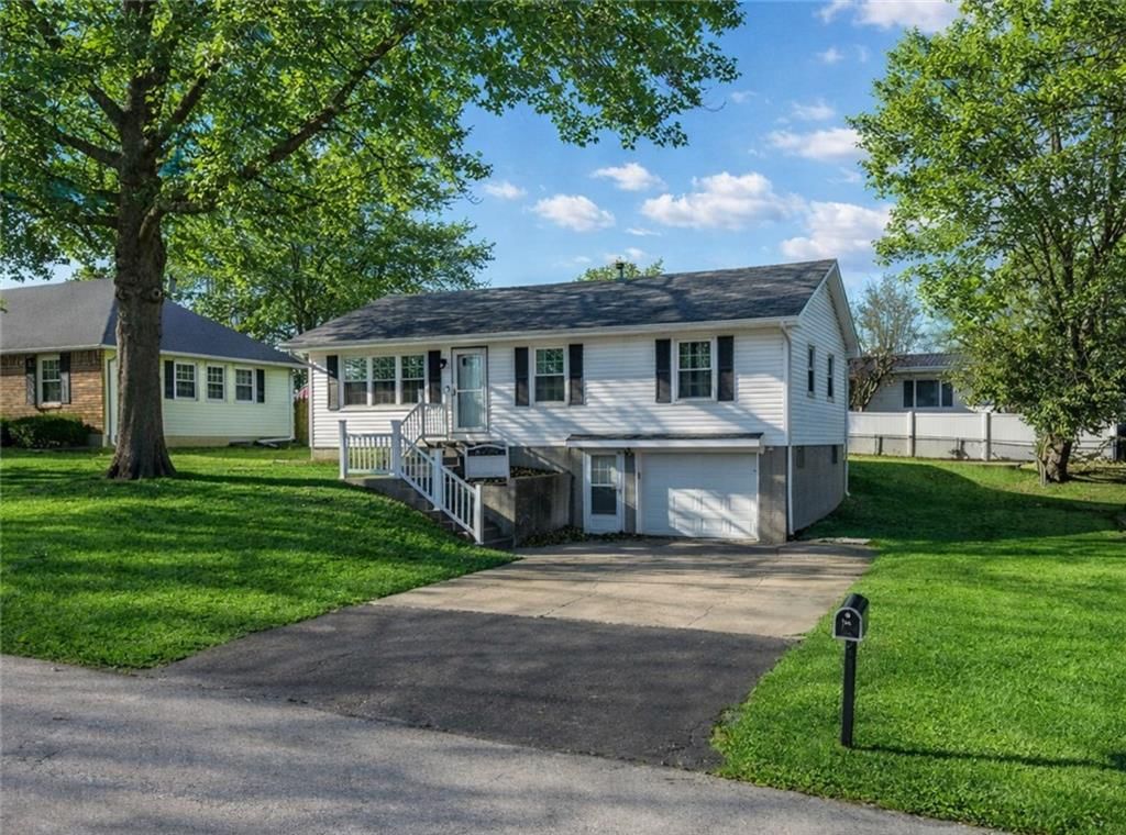 512 Country Club Road, Lexington, MO