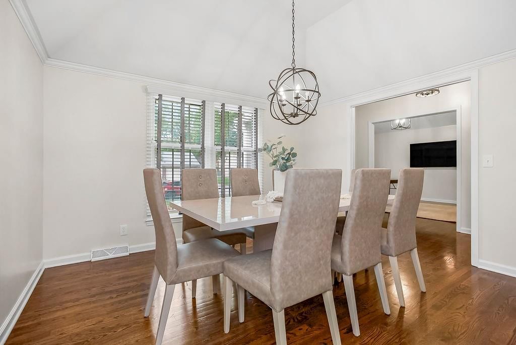 12851 Pembroke Circle — photo 5