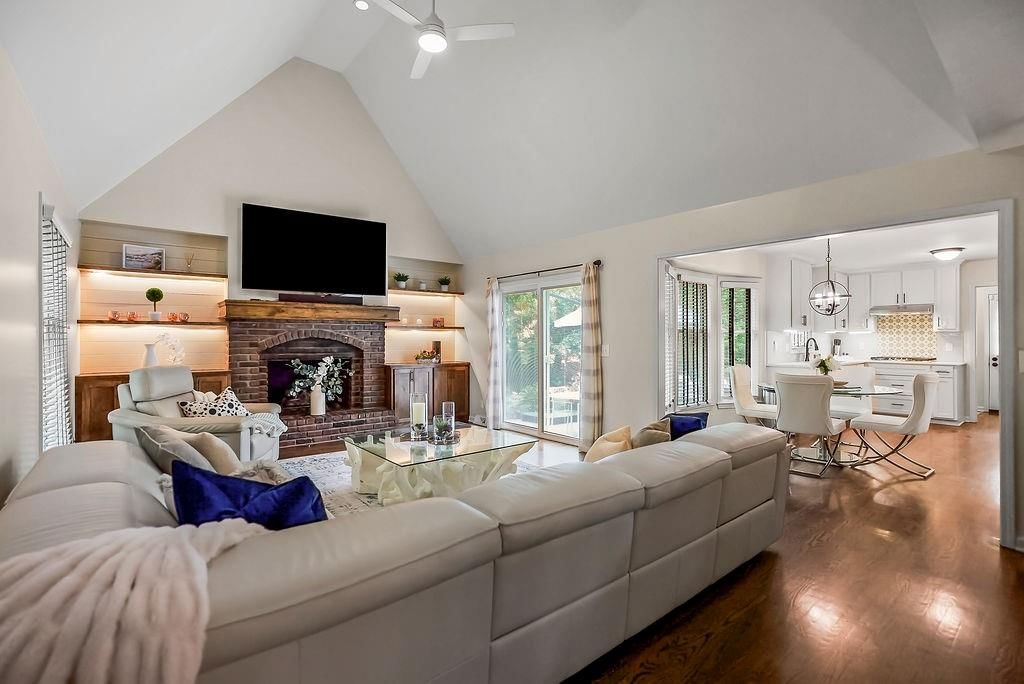 12851 Pembroke Circle — photo 7