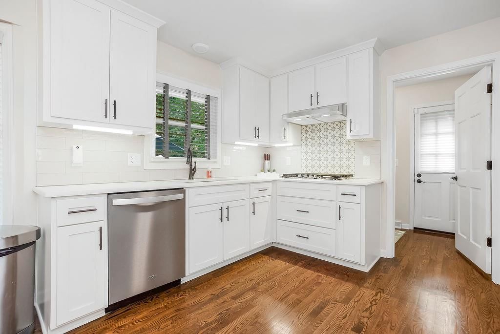 12851 Pembroke Circle — photo 10