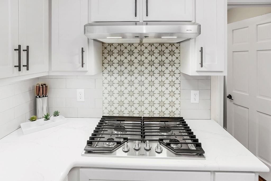12851 Pembroke Circle — photo 13