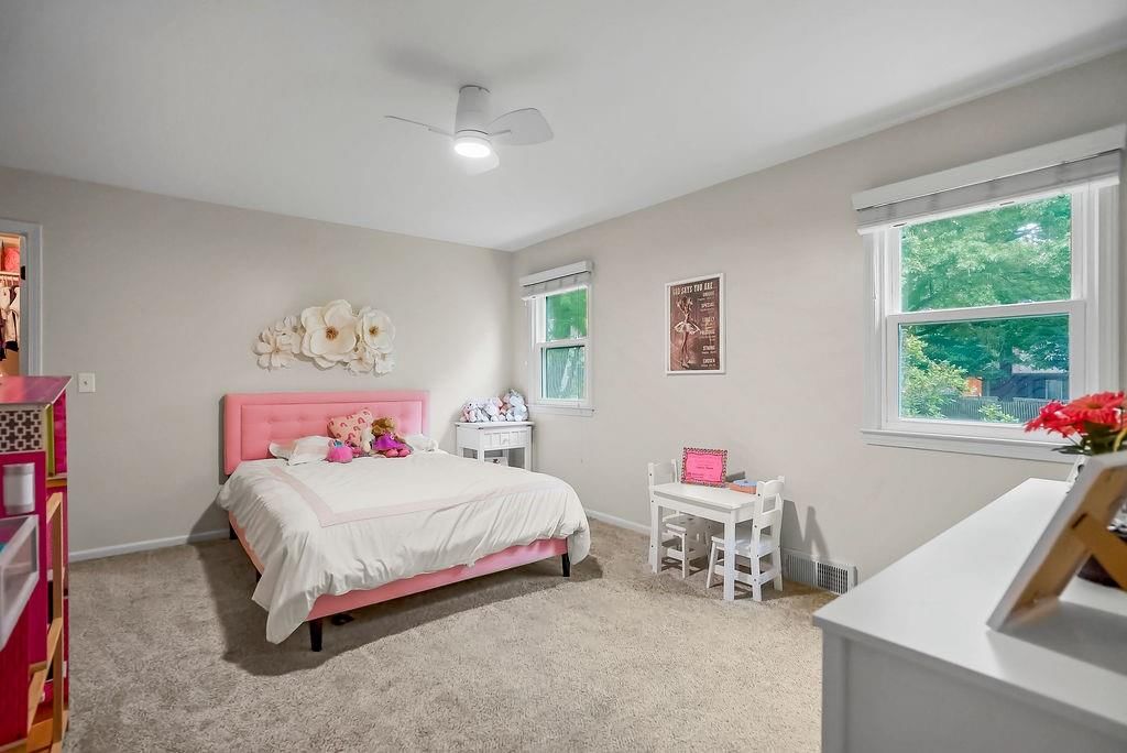 12851 Pembroke Circle — photo 17