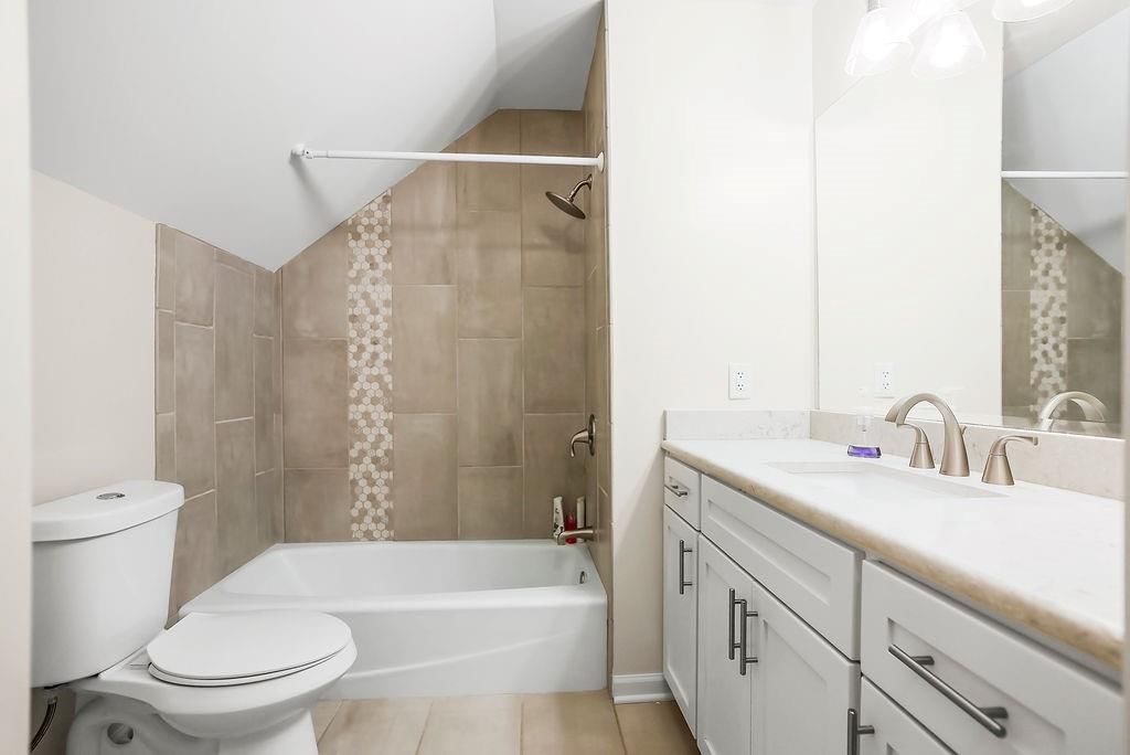 12851 Pembroke Circle — photo 21