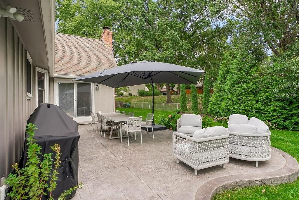 12851 Pembroke Circle — photo 29