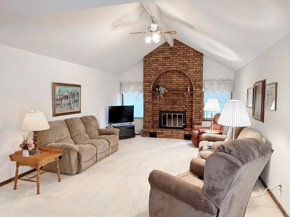 1006 White Oak Drive — photo 6