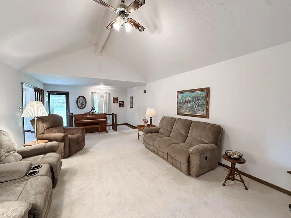 1006 White Oak Drive — photo 9