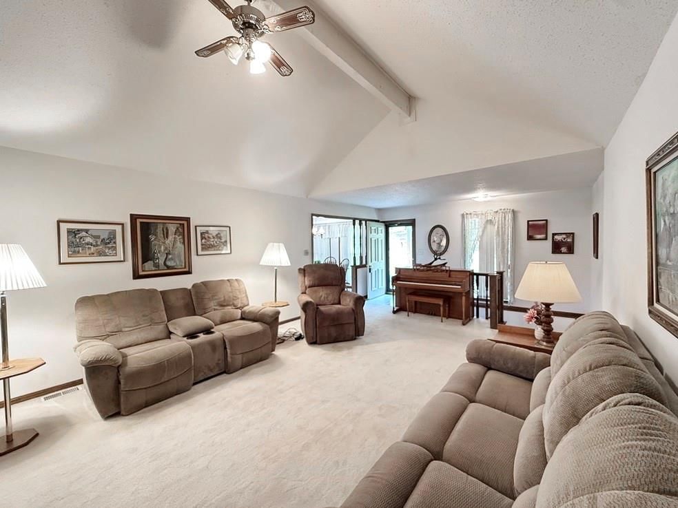 1006 White Oak Drive — photo 10