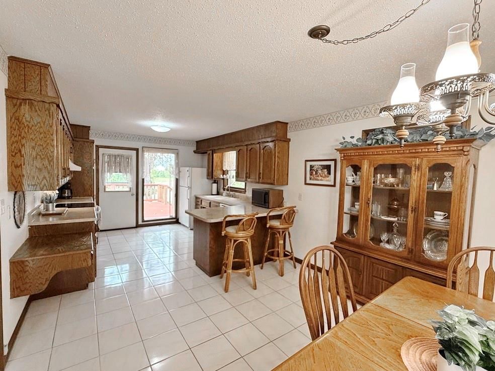 1006 White Oak Drive — photo 11