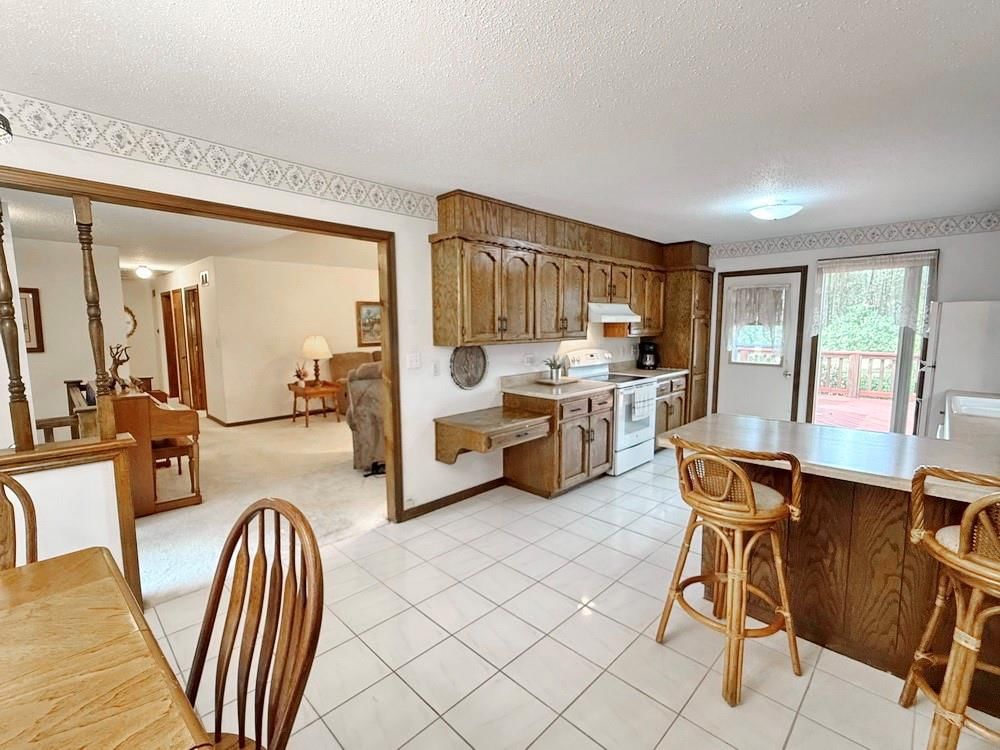 1006 White Oak Drive — photo 12