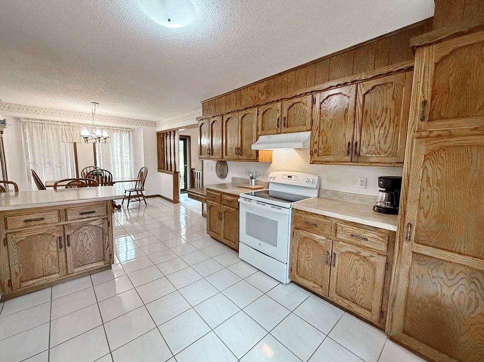 1006 White Oak Drive — photo 13